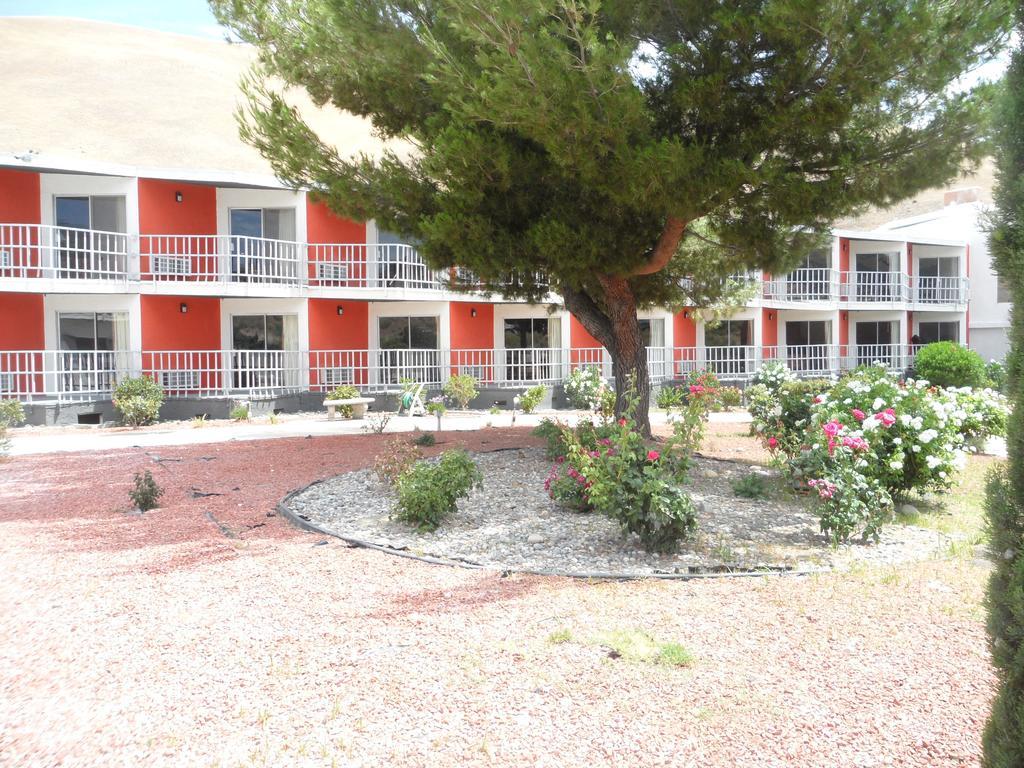 Econo Lodge Gorman Bagian luar foto