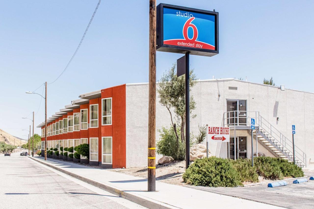 Econo Lodge Gorman Bagian luar foto
