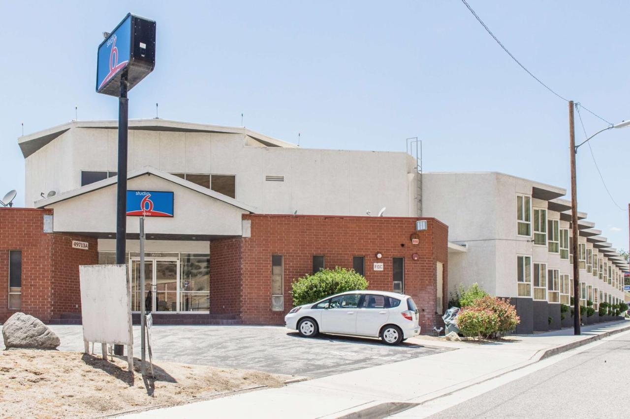 Econo Lodge Gorman Bagian luar foto